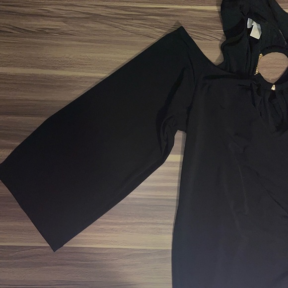 Michael Kors, black cold shoulder flared sleeve shirt - Picture 8 of 11